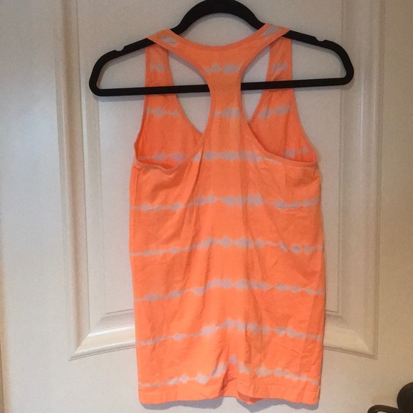 Workout Tank - Picture 3 of 4